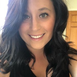 Meet your Posher, Jennell